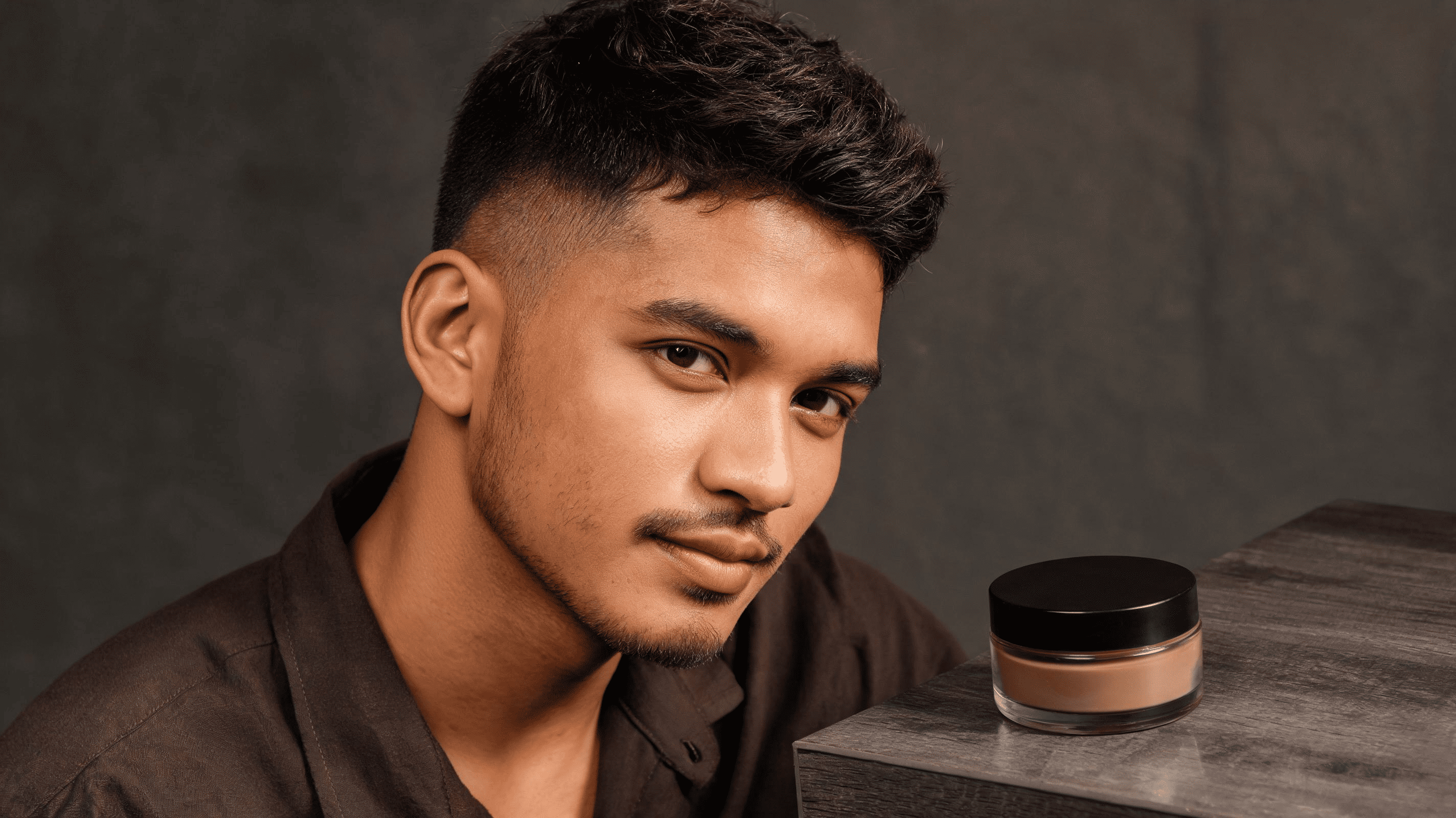 Cara Styling Textured Crop agar Tetap Rapi untuk Aktivitas Harian